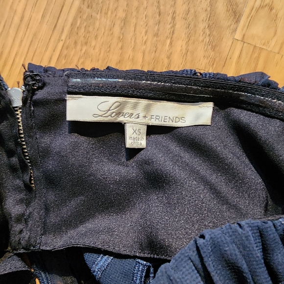 Lovers +Friends - Picture 7 of 9